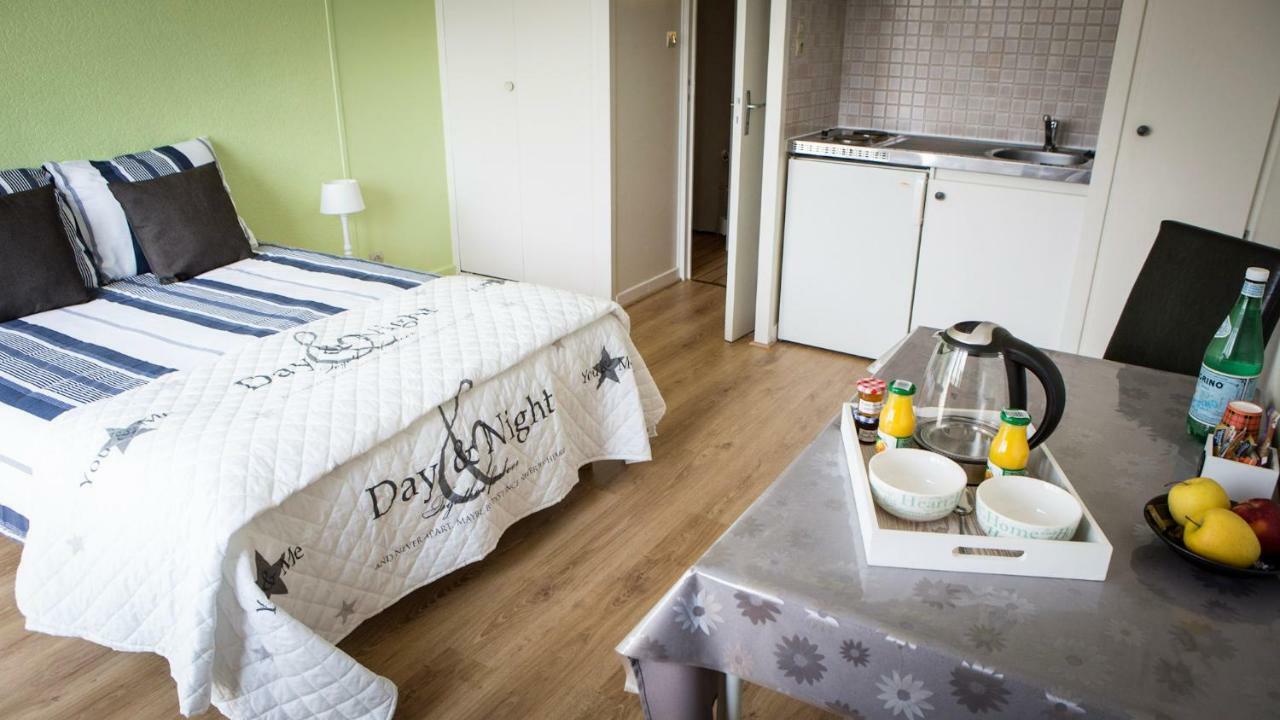 Studios Etape Du Lac บูร์บง-ล็องซี ภายนอก รูปภาพ