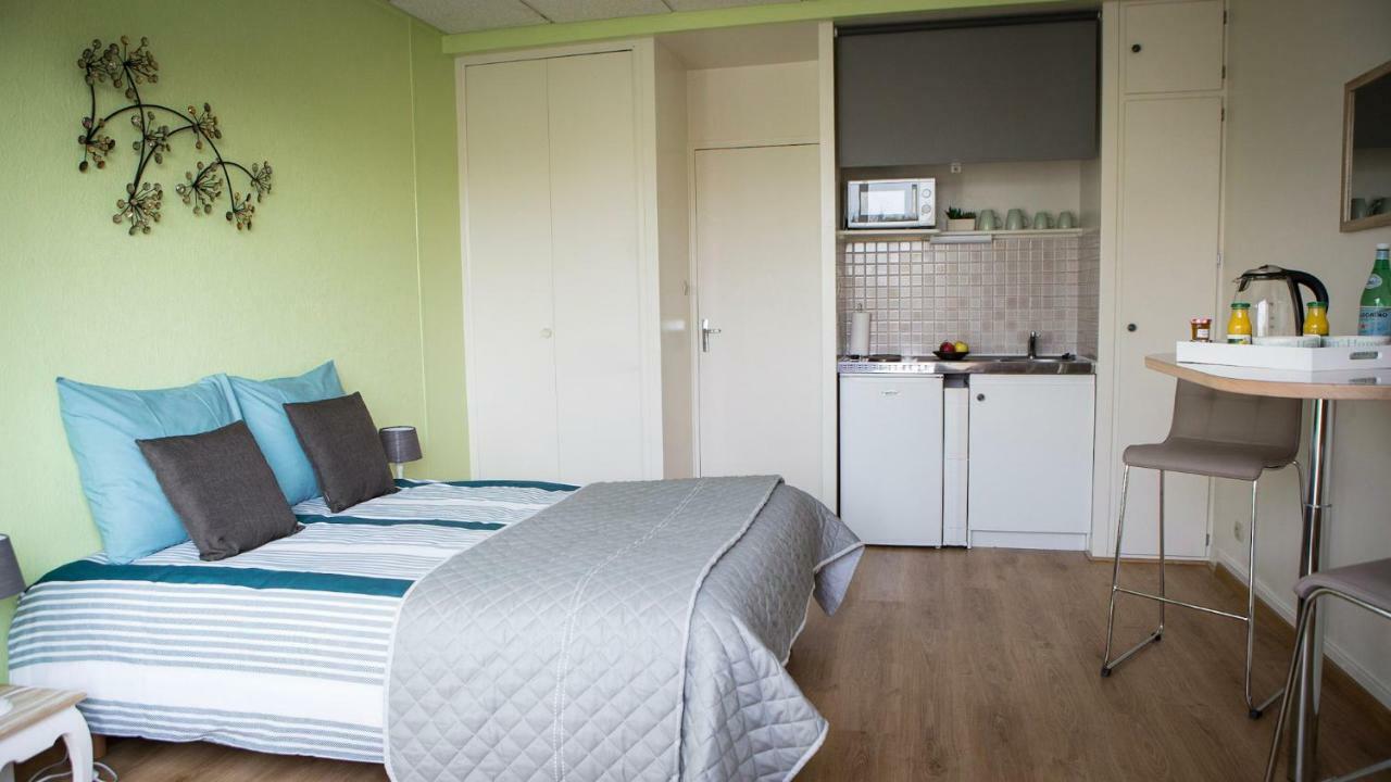Studios Etape Du Lac บูร์บง-ล็องซี ภายนอก รูปภาพ